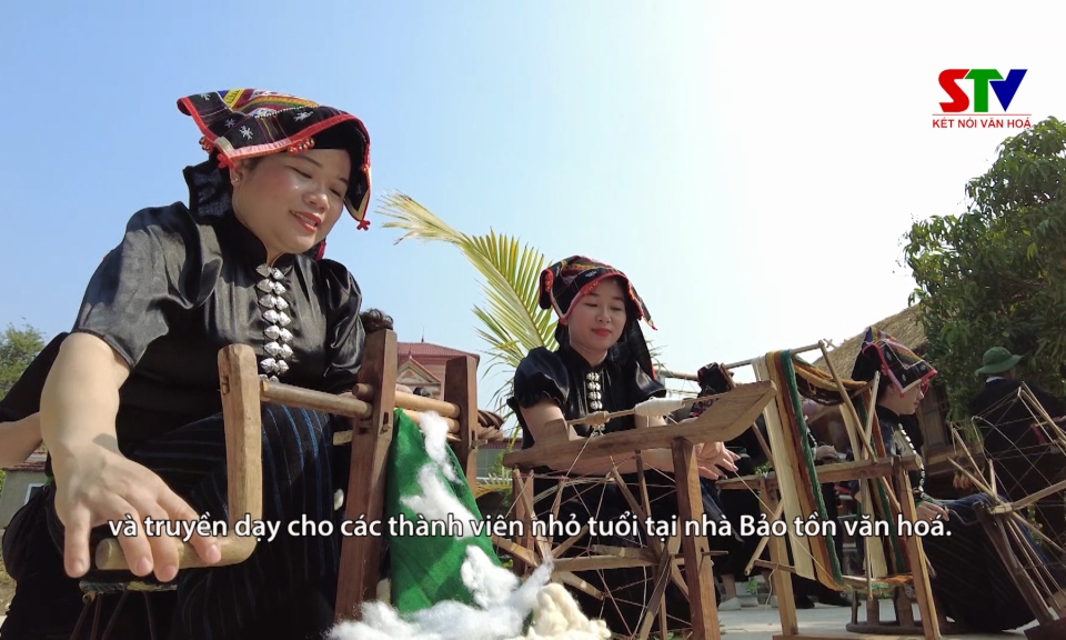 Dân ca dân vũ: Phát huy giữ gìn bản sắc văn hóa Thái cổ Mường Vạt