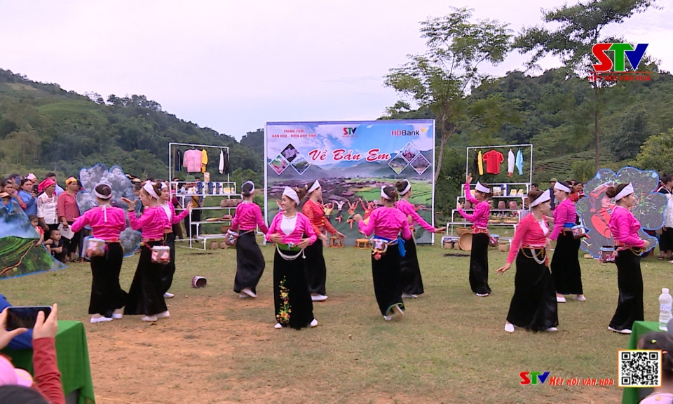 Gameshow Về bản em x&atilde; Song Khủa, huyện V&acirc;n Hồ, tỉnh Sơn La