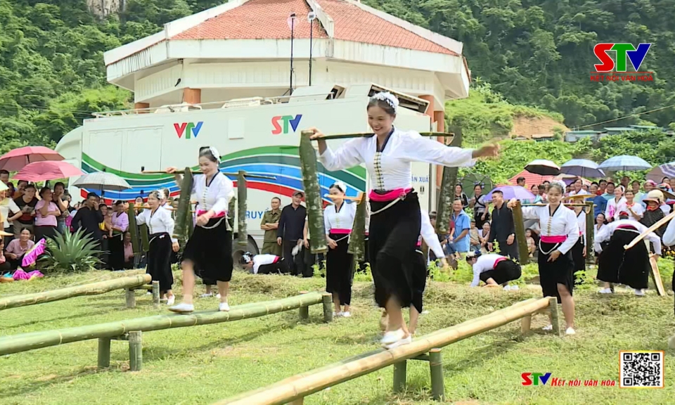 Gameshow Về bản em x&atilde; Mường Chi&ecirc;n, huyện Quỳnh Nhai, tỉnh Sơn La