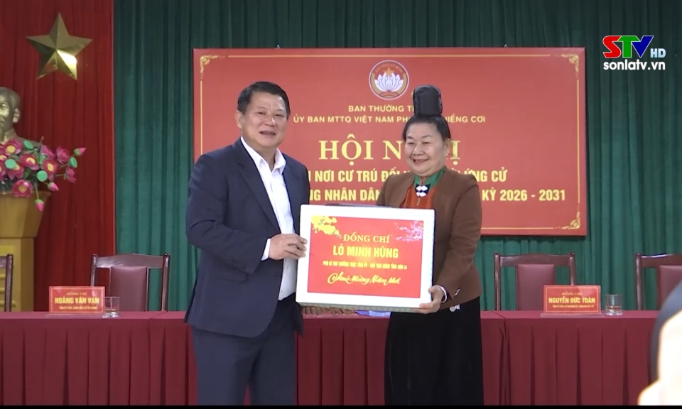 Hội nghị cử tri nơi cư tr&uacute; đối với người ứng cử đại biểu HĐND c&aacute;c cấp